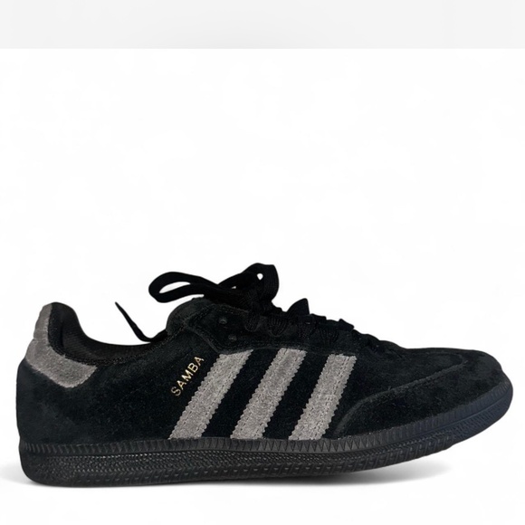 adidas Shoes - ADIDAS black and grey!